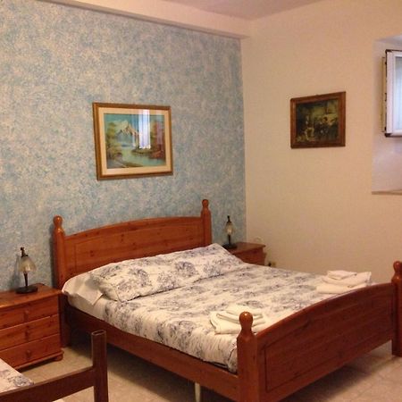 B & B Leonard Acquiローマ エクステリア 写真